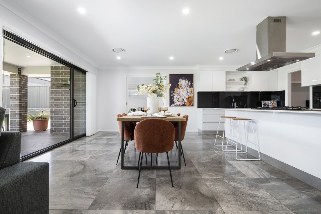 13 Bartlett Street, Orange NSW 2800 - photo 6