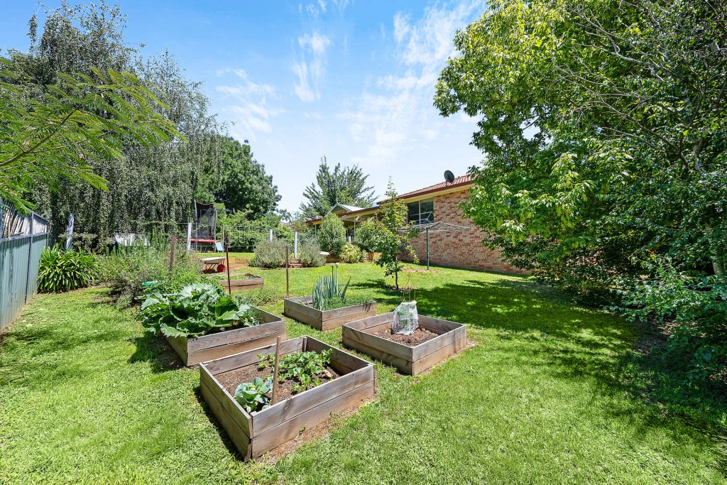 31 Agland Crescent, Orange NSW 2800 - photo 13