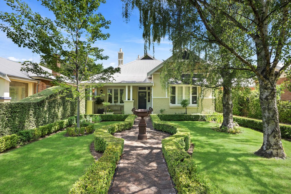 90 March Street, Orange NSW 2800 - McGrath Central West