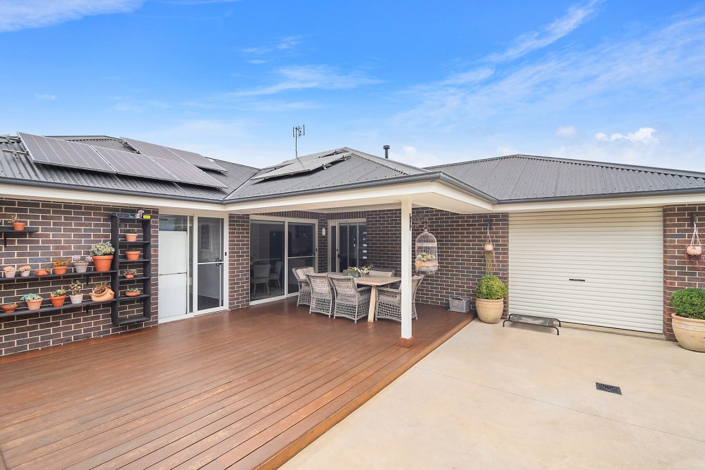 4 Japonica Place, Orange NSW 2800 - photo 8