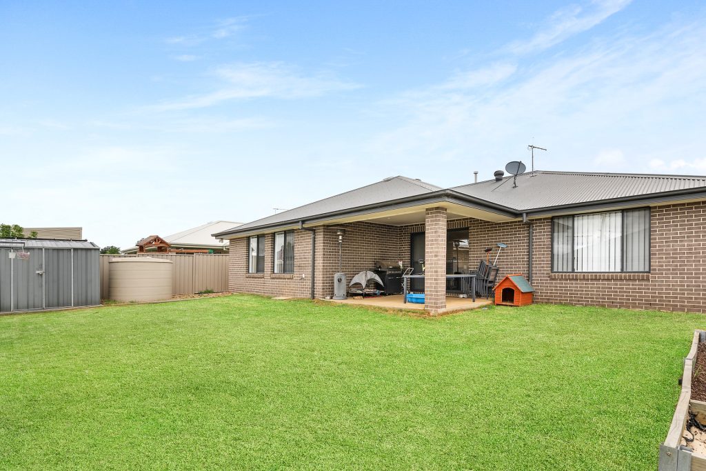 7A Cooper Crescent, Gormans Hill NSW 2795 - photo 11