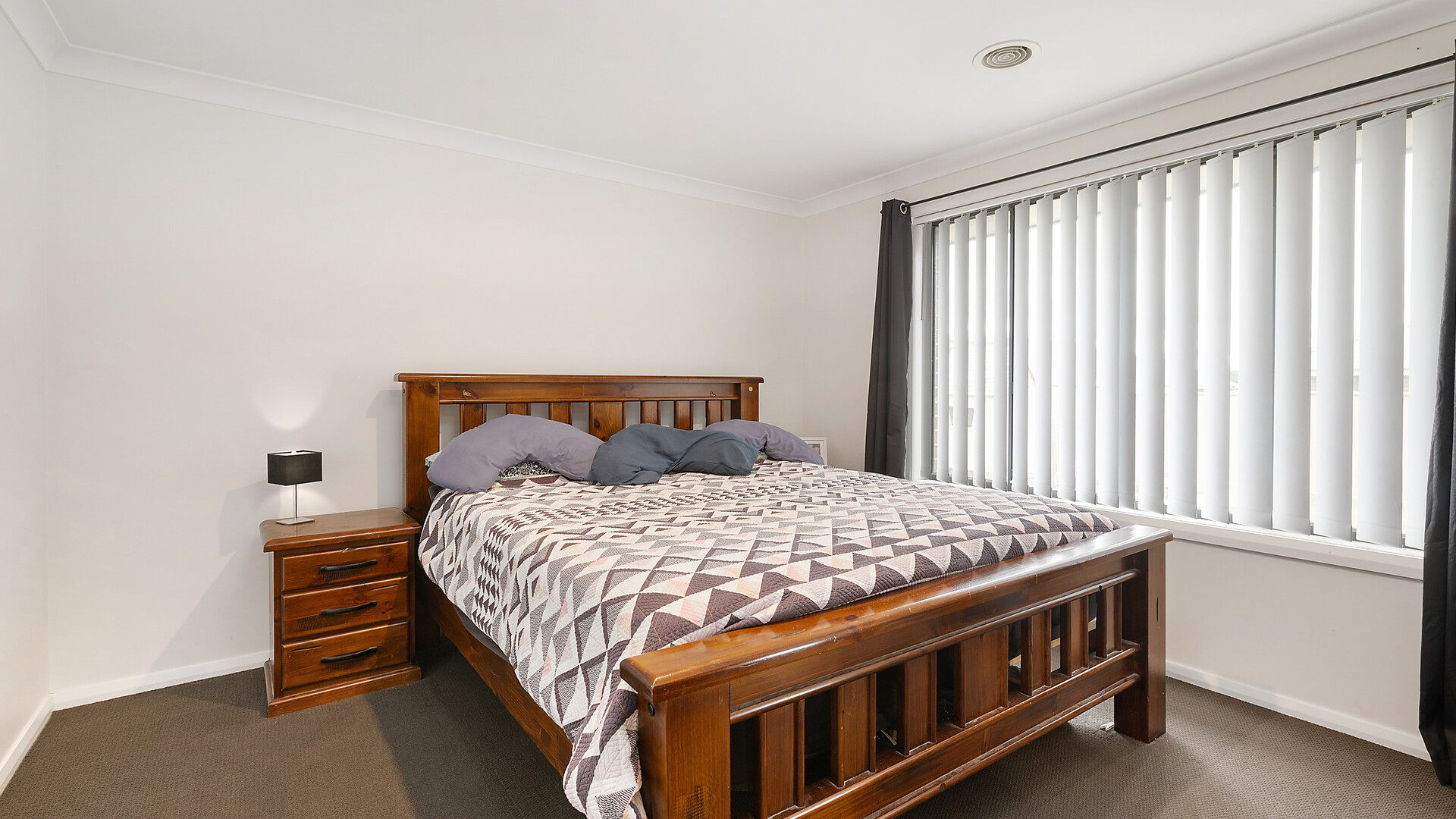 7A Cooper Crescent, Gormans Hill NSW 2795 - photo 6