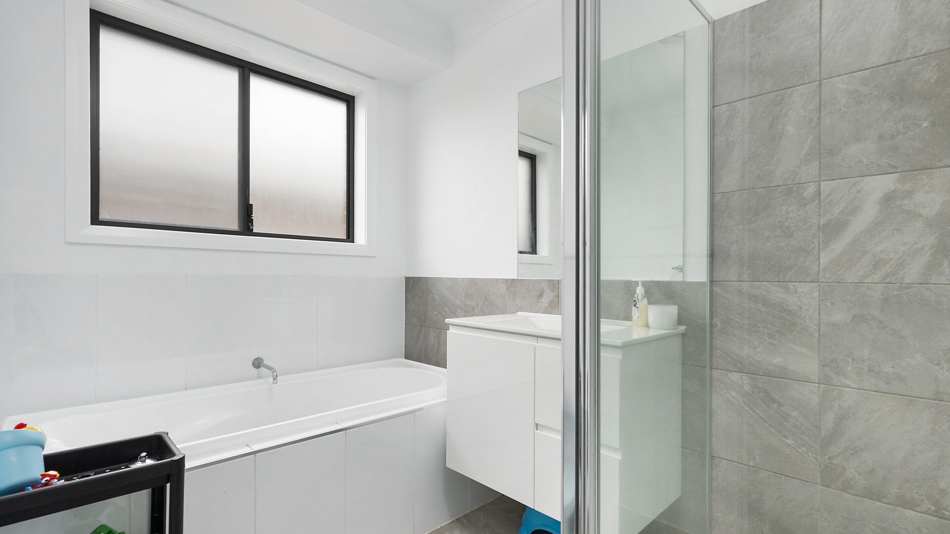 7A Cooper Crescent, Gormans Hill NSW 2795 - photo 10