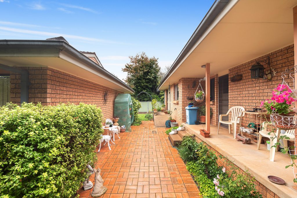2/83 Gardiner Road, Orange NSW 2800 - photo 9