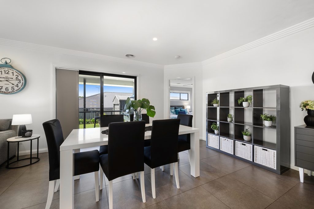4 Mariposa Street, Orange NSW 2800 - photo 5