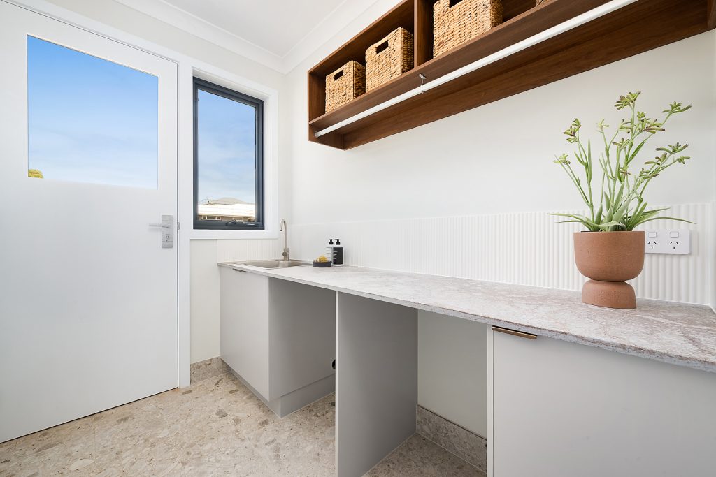 60 Centennial Crescent, Orange NSW 2800 - photo 15