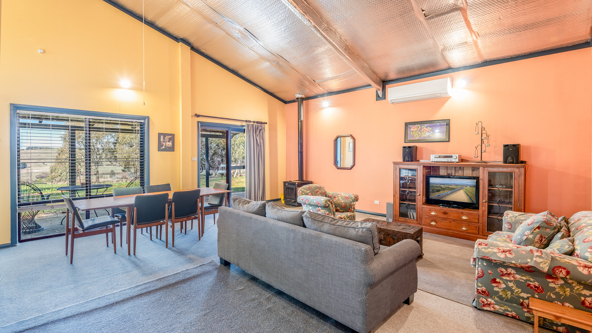 92 Hills Lane, Blayney NSW 2799 - photo 13