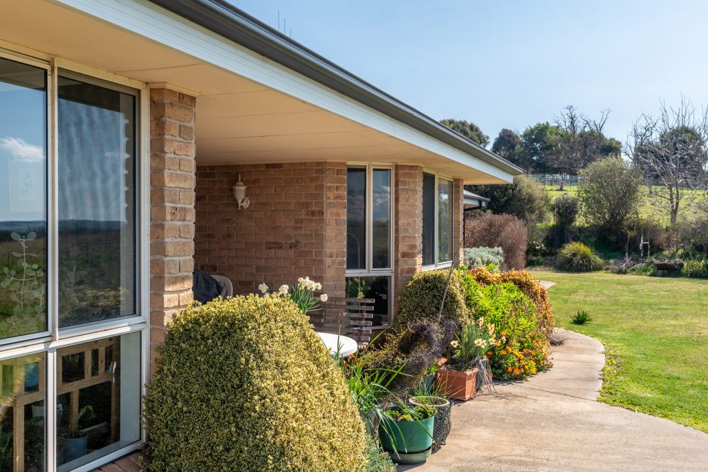 92 Hills Lane, Blayney NSW 2799 - photo 5