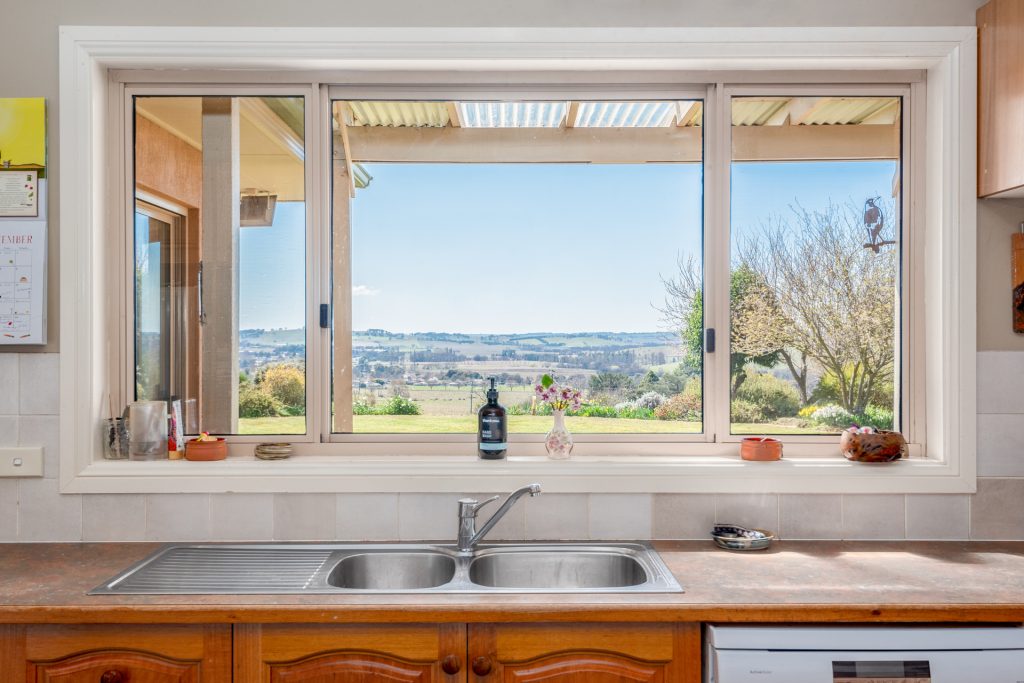 92 Hills Lane, Blayney NSW 2799 - photo 8