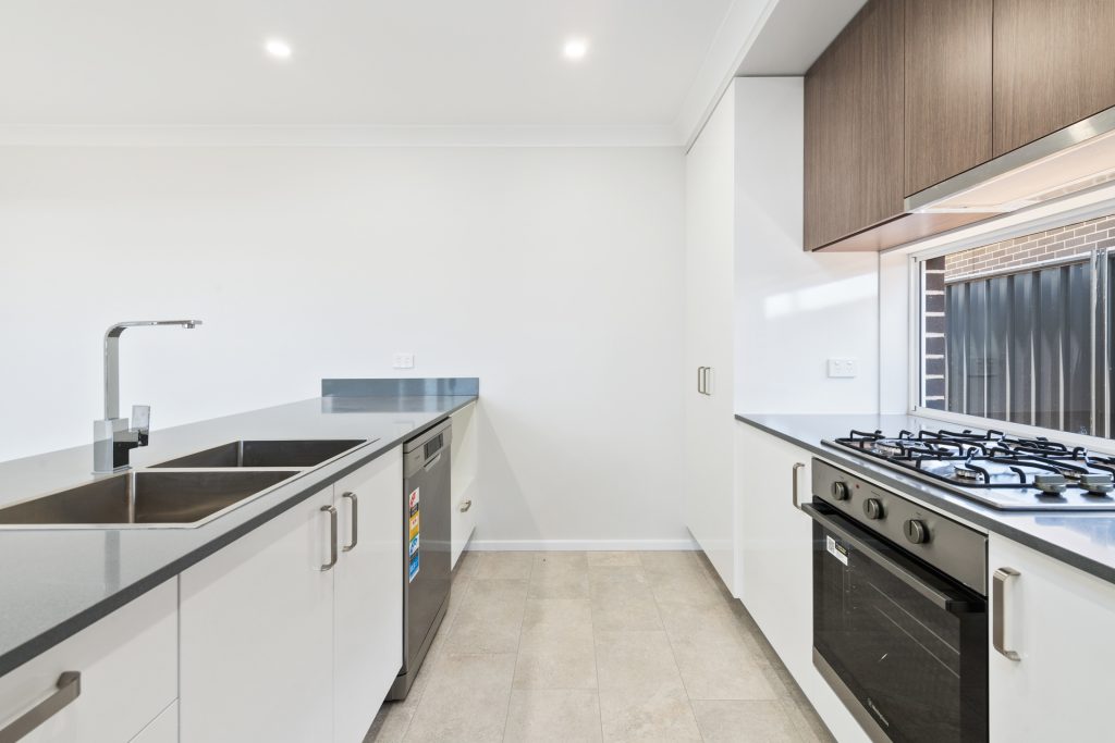 29D Miriam Drive, Orange NSW 2800 - photo 3
