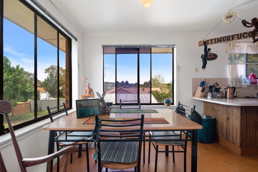 210 Suttor Street, Windradyne NSW 2795 - photo 3