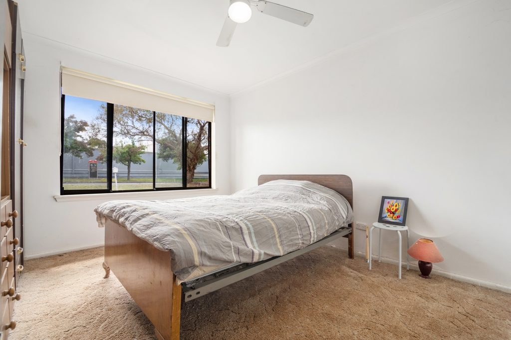 210 Suttor Street, Windradyne NSW 2795 - photo 5