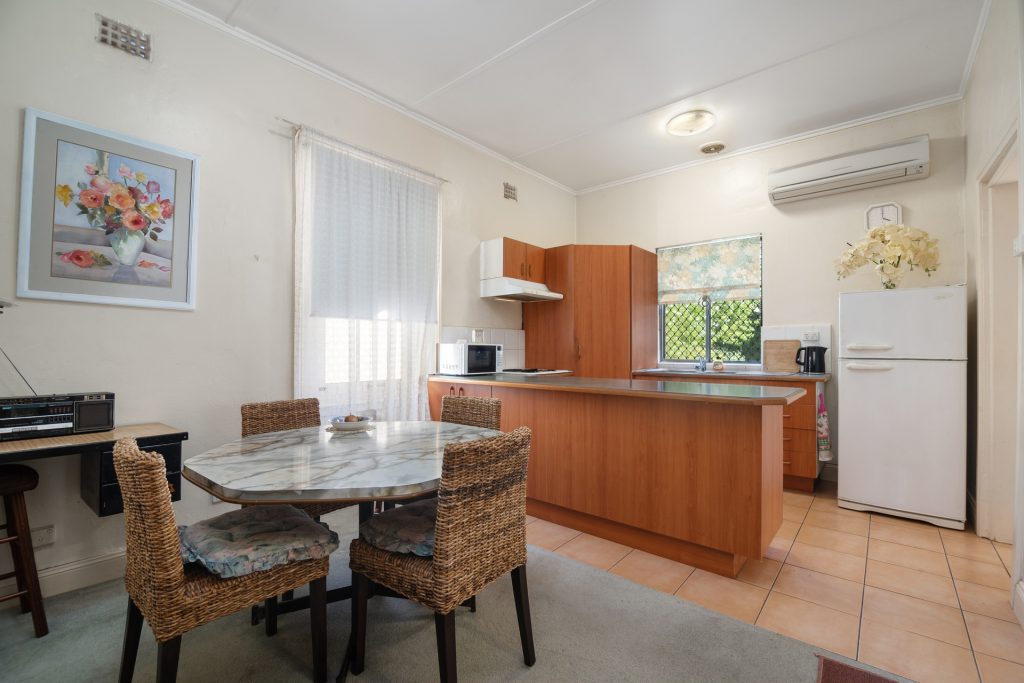 28 Rosemary Lane, Orange NSW 2800 - photo 5