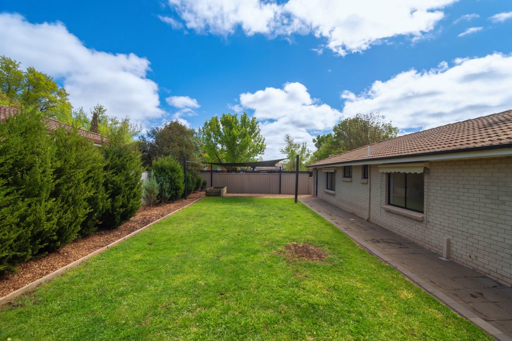 20 Pitta Pitta Place, Orange NSW 2800 - photo 11