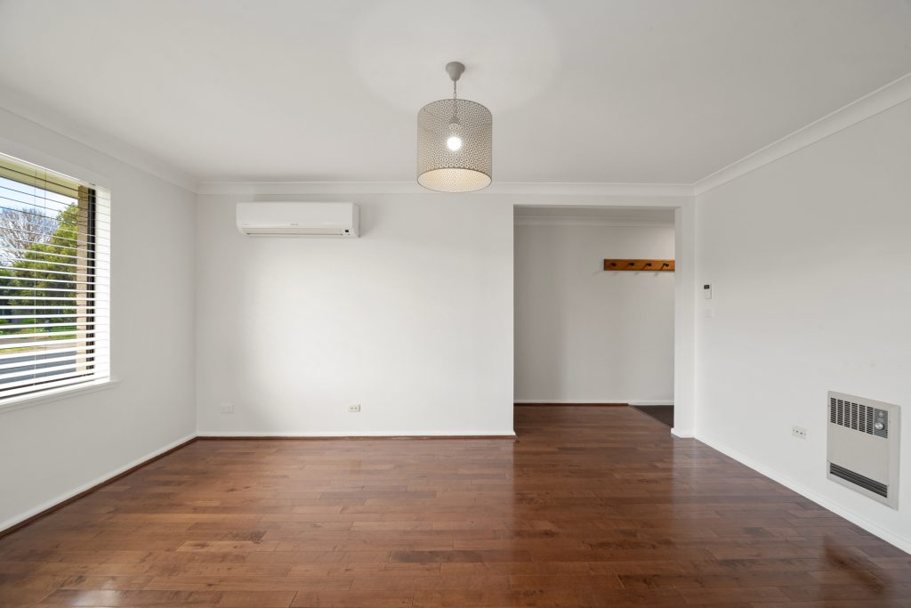 20 Pitta Pitta Place, Orange NSW 2800 - photo 4