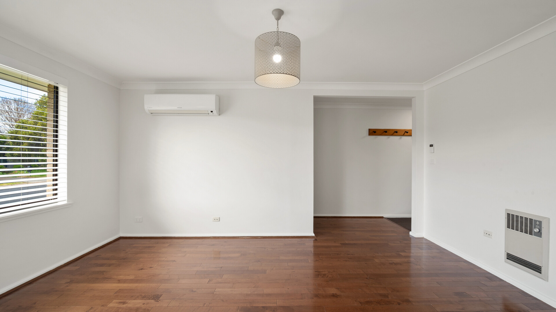 20 Pitta Pitta Place, Orange NSW 2800 - photo 4