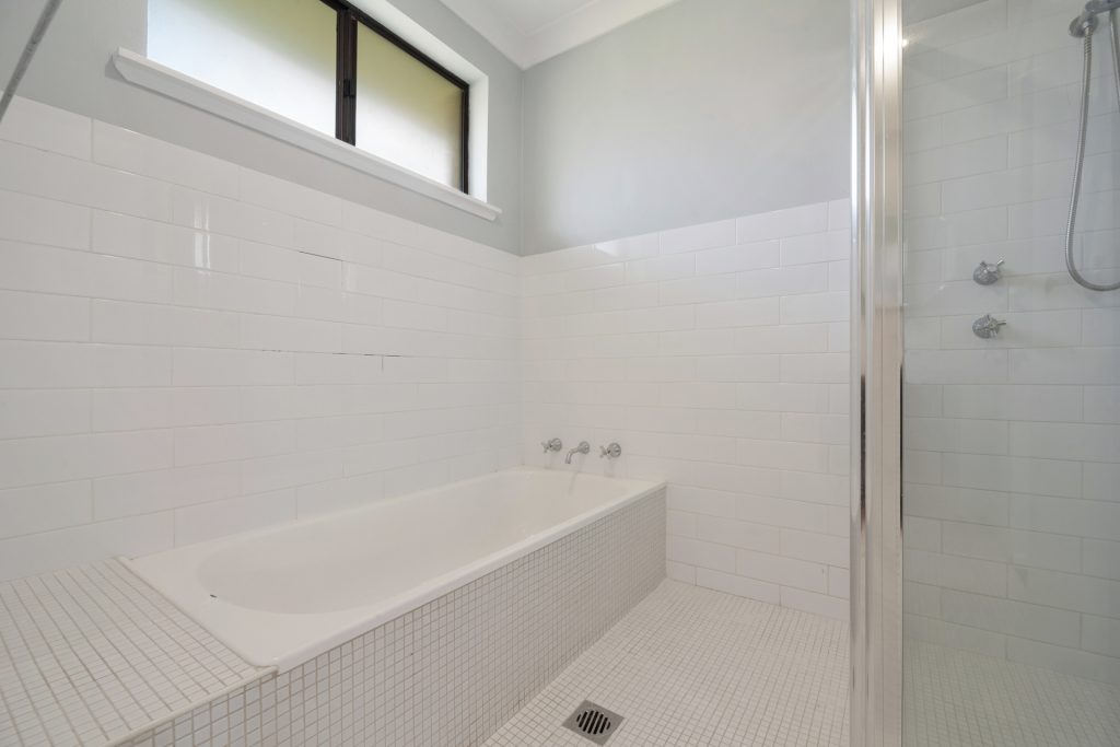20 Pitta Pitta Place, Orange NSW 2800 - photo 9