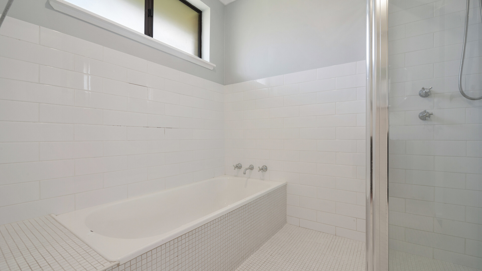 20 Pitta Pitta Place, Orange NSW 2800 - photo 9