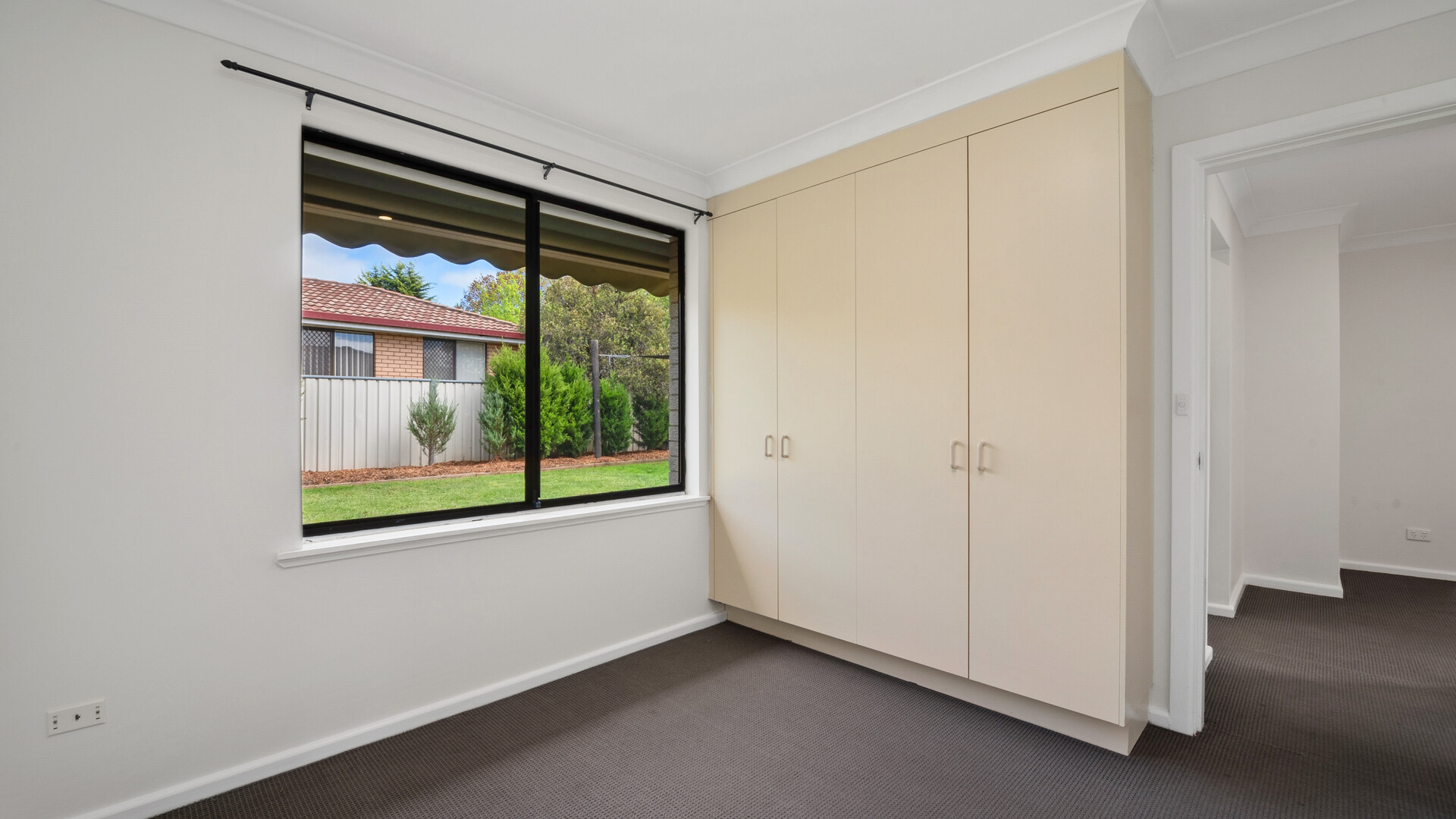 20 Pitta Pitta Place, Orange NSW 2800 - photo 10