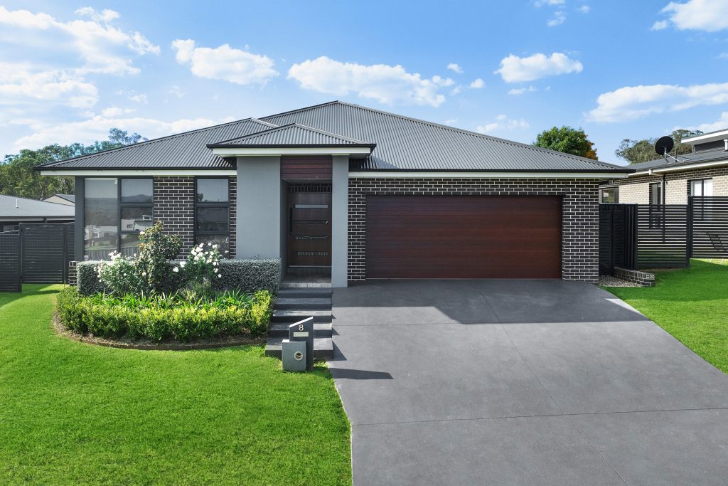 8 Hutchinson Close, Orange NSW 2800 - McGrath Central West