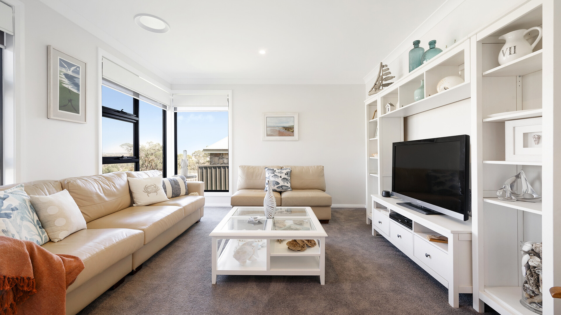 8 Hutchinson Close, Orange NSW 2800 - photo 6