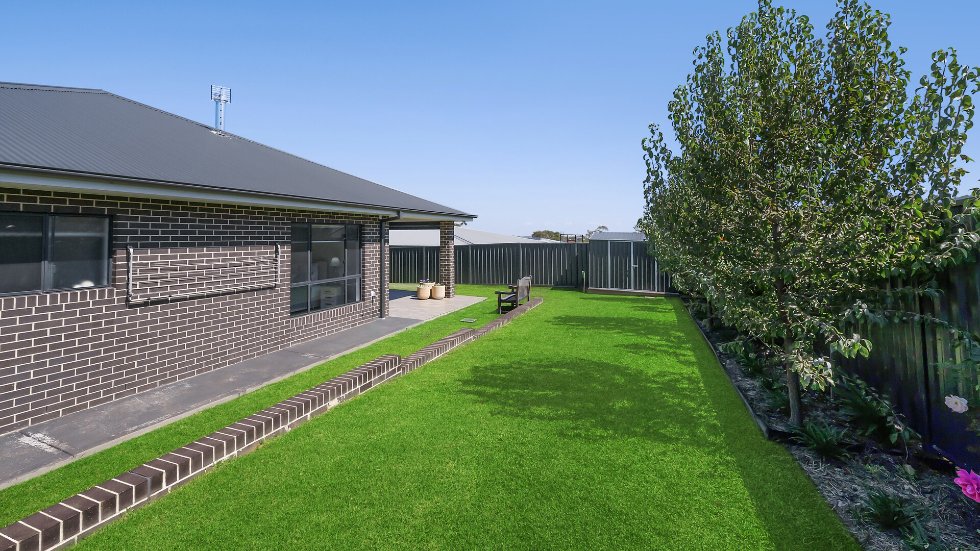 8 Hutchinson Close, Orange NSW 2800 - photo 8