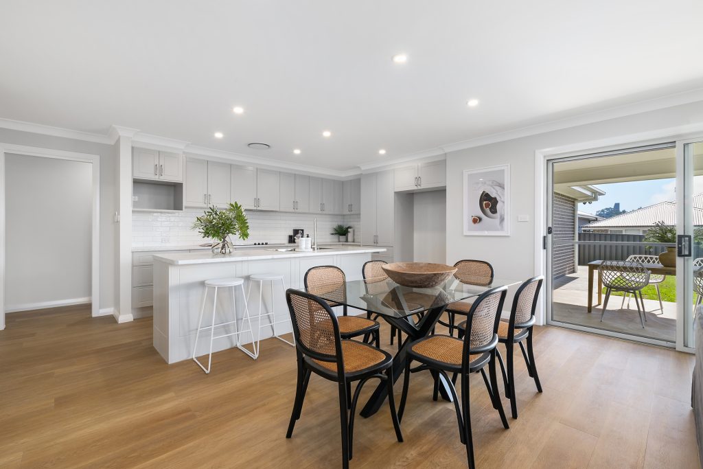 27 Miriam Drive, Orange NSW 2800 - photo 2