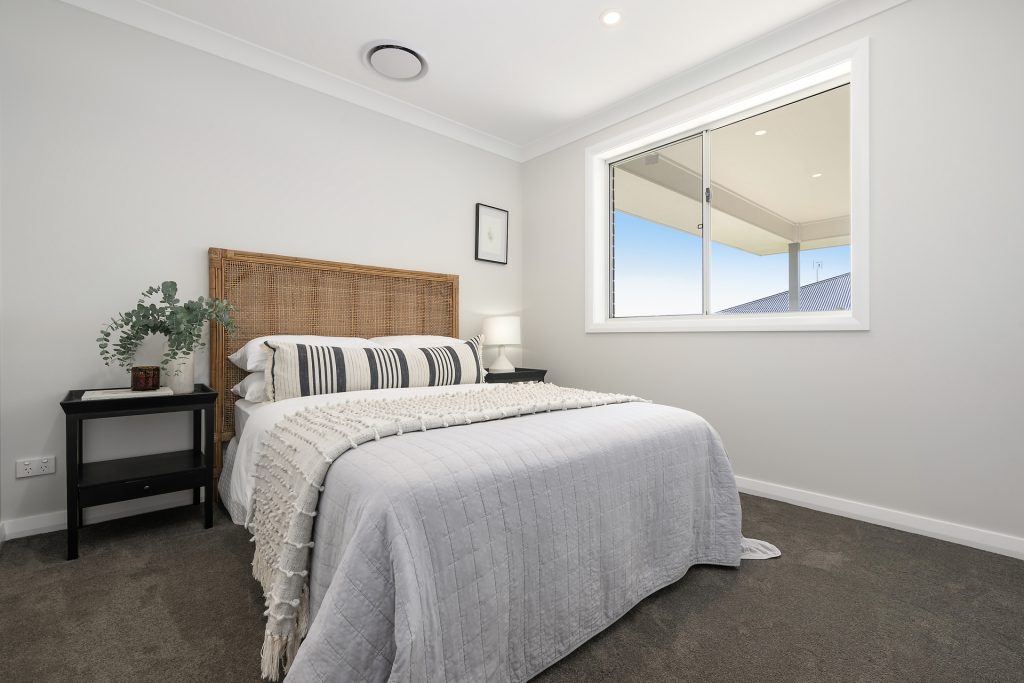 27 Miriam Drive, Orange NSW 2800 - photo 8