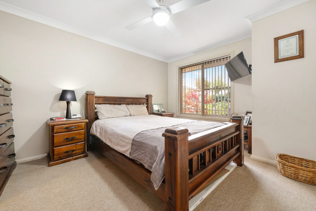 11A Dees Close, Gormans Hill NSW 2795 - photo 5