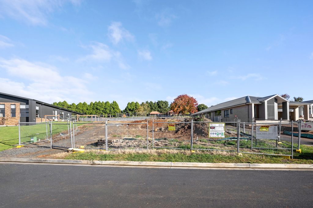 58 Centennial Crescent, Orange NSW 2800 - photo 4