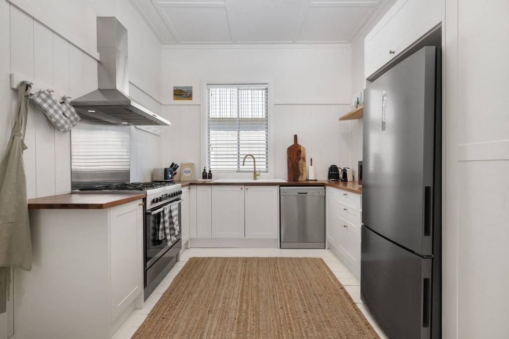 37 Wakeford Street, Orange NSW 2800 - photo 4
