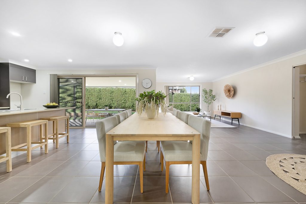 74 Diamond Drive, Orange NSW 2800 - photo 4