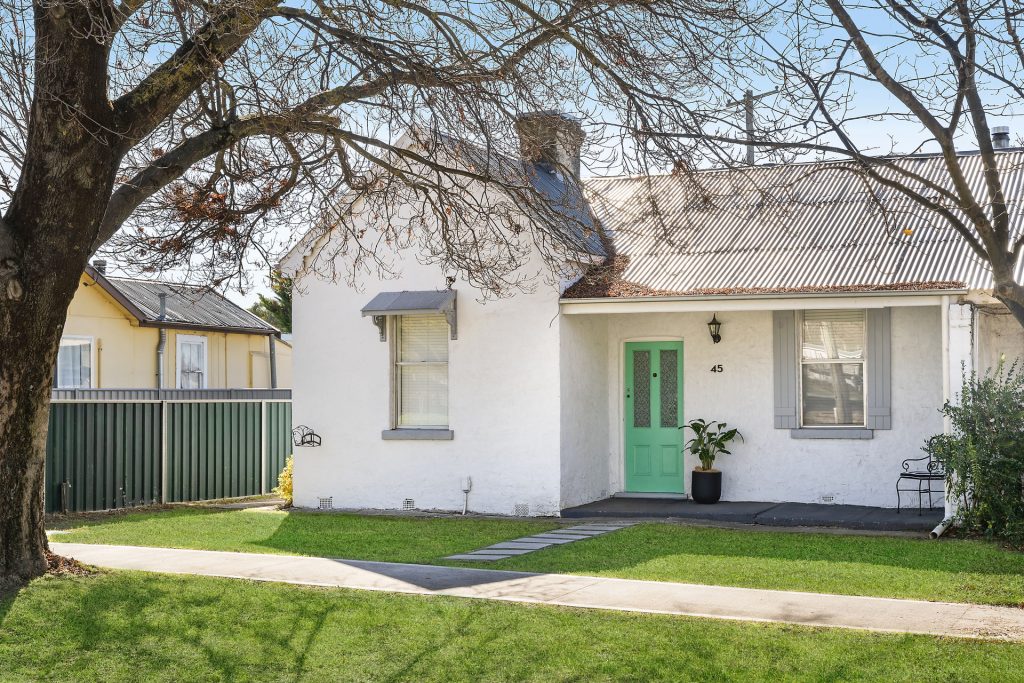 45 Ogilvy Street, Blayney NSW 2799 - McGrath Central West