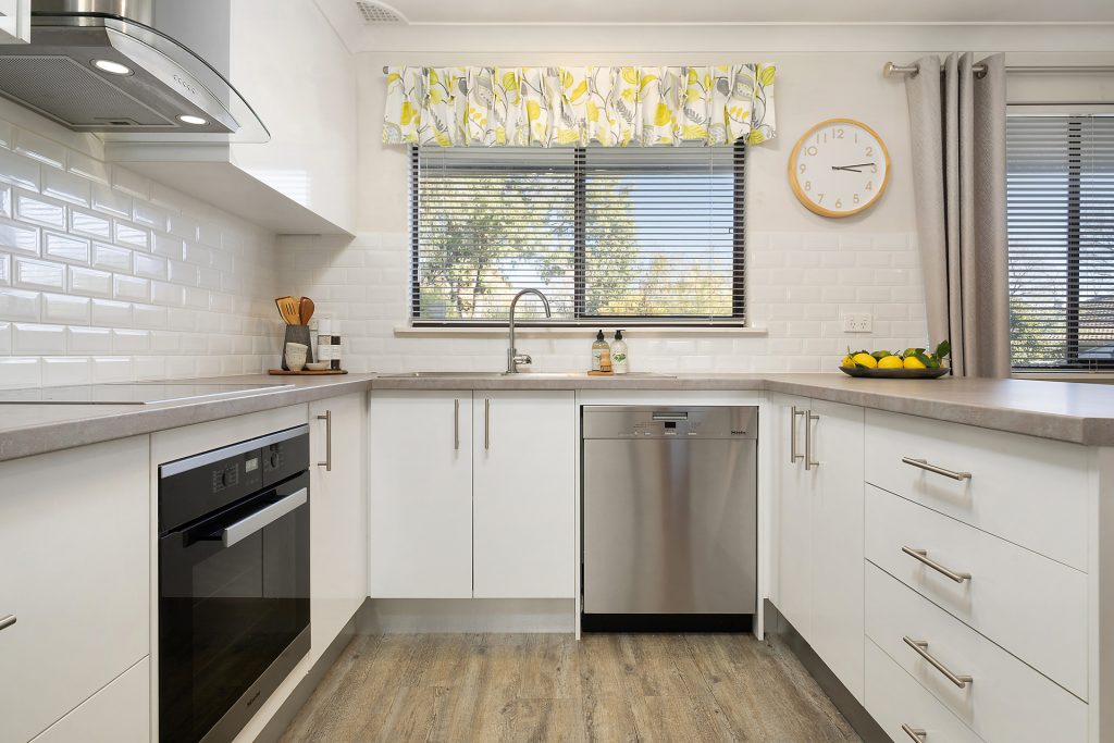 3 Calara Place, Orange NSW 2800 - photo 4