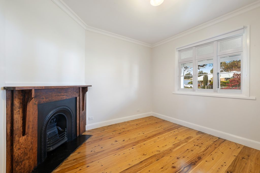 43 Icely Road, Orange NSW 2800 - photo 2