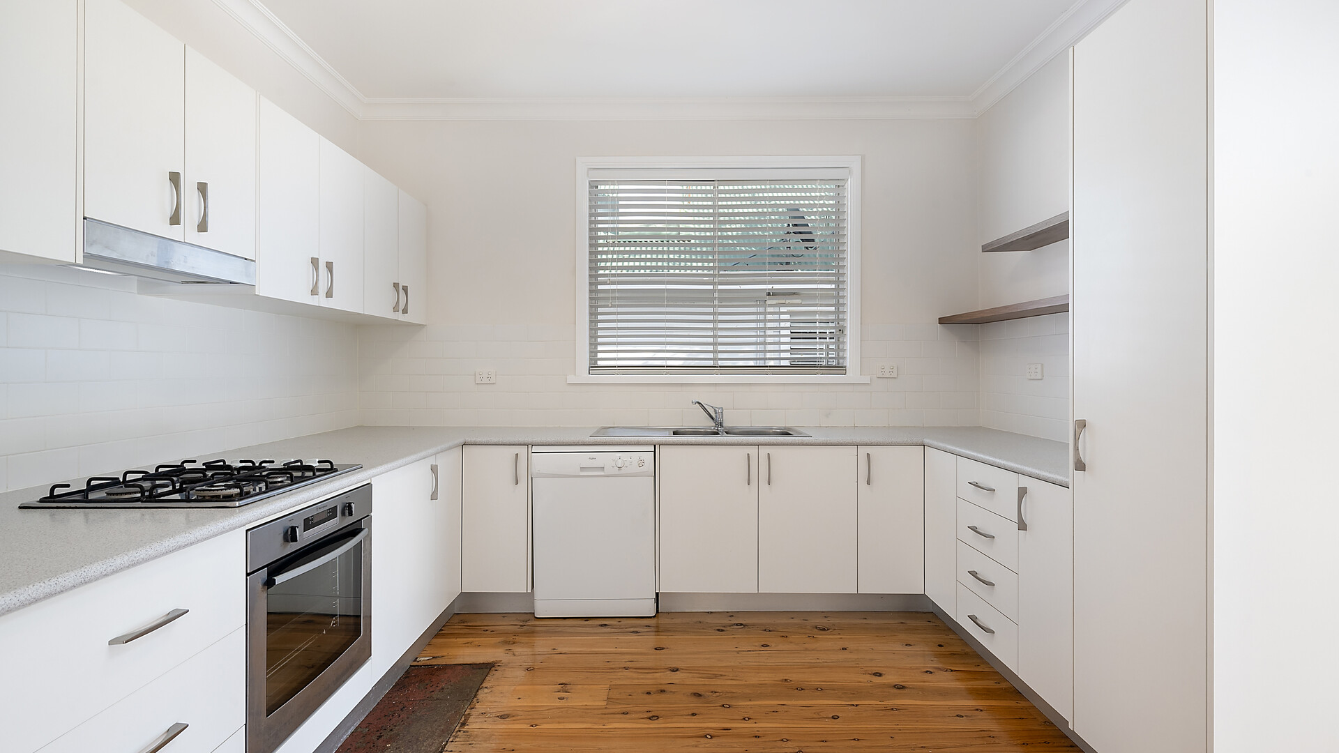 43 Icely Road, Orange NSW 2800 - photo 3