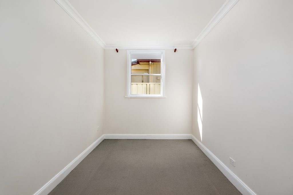43 Icely Road, Orange NSW 2800 - photo 8
