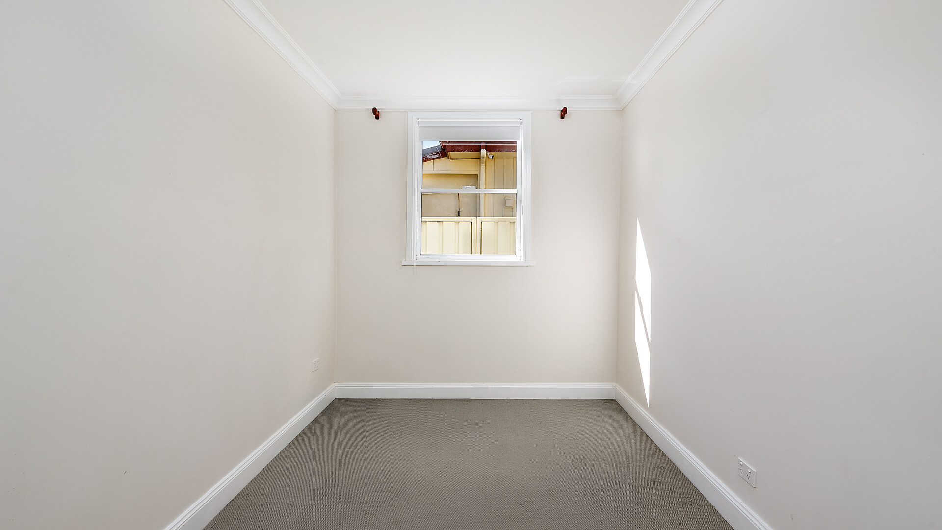 43 Icely Road, Orange NSW 2800 - photo 8