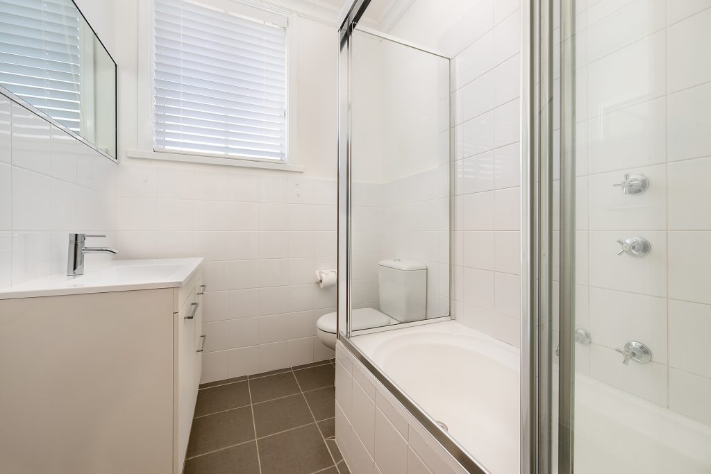 43 Icely Road, Orange NSW 2800 - photo 9