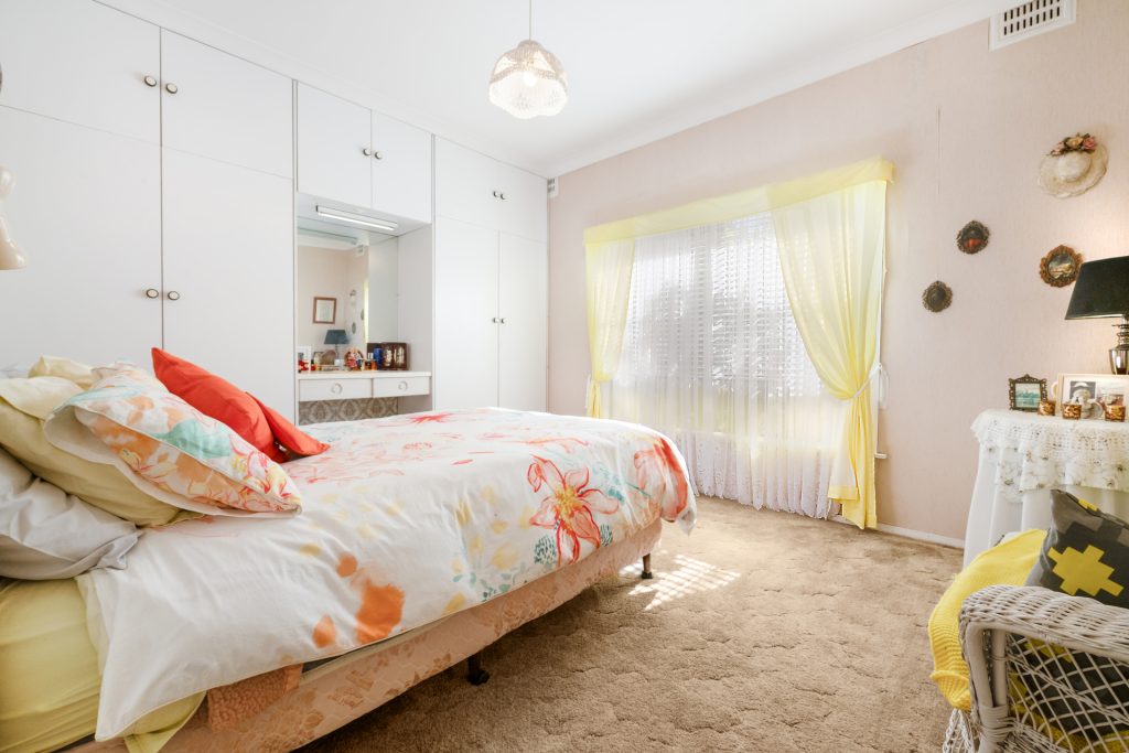 42 Gardiner Road, Orange NSW 2800 - photo 11