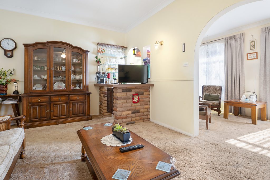 42 Gardiner Road, Orange NSW 2800 - photo 4