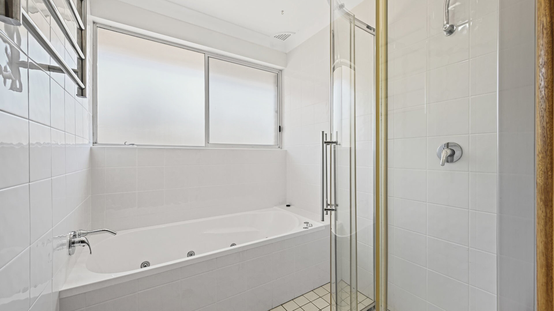 5 Campdale Place, Orange NSW 2800 - photo 11