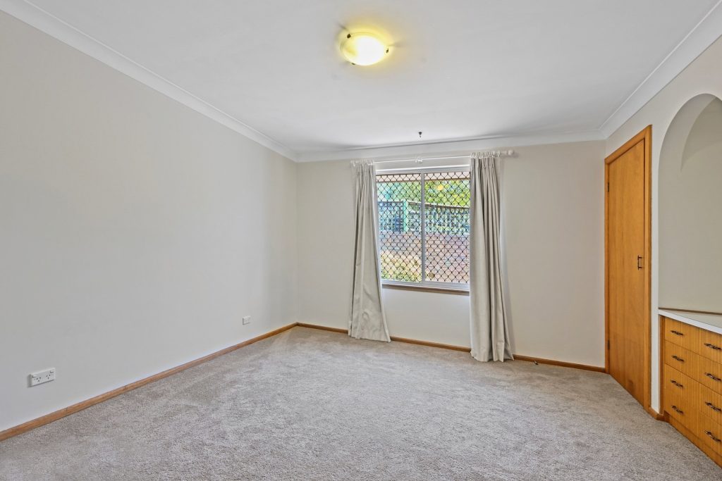 5 Campdale Place, Orange NSW 2800 - photo 14