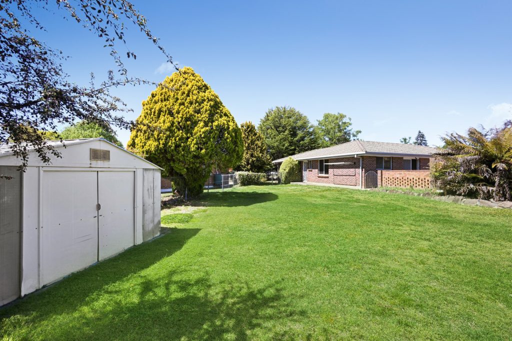 5 Campdale Place, Orange NSW 2800 - photo 8