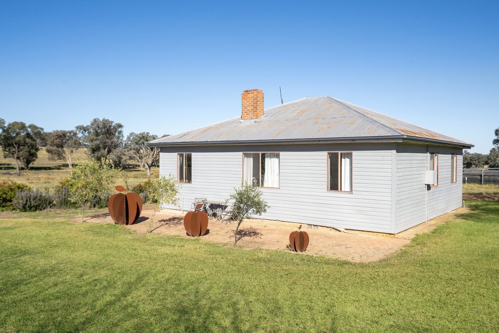 128 Norah Creek Road, Molong NSW 2866 - photo 13
