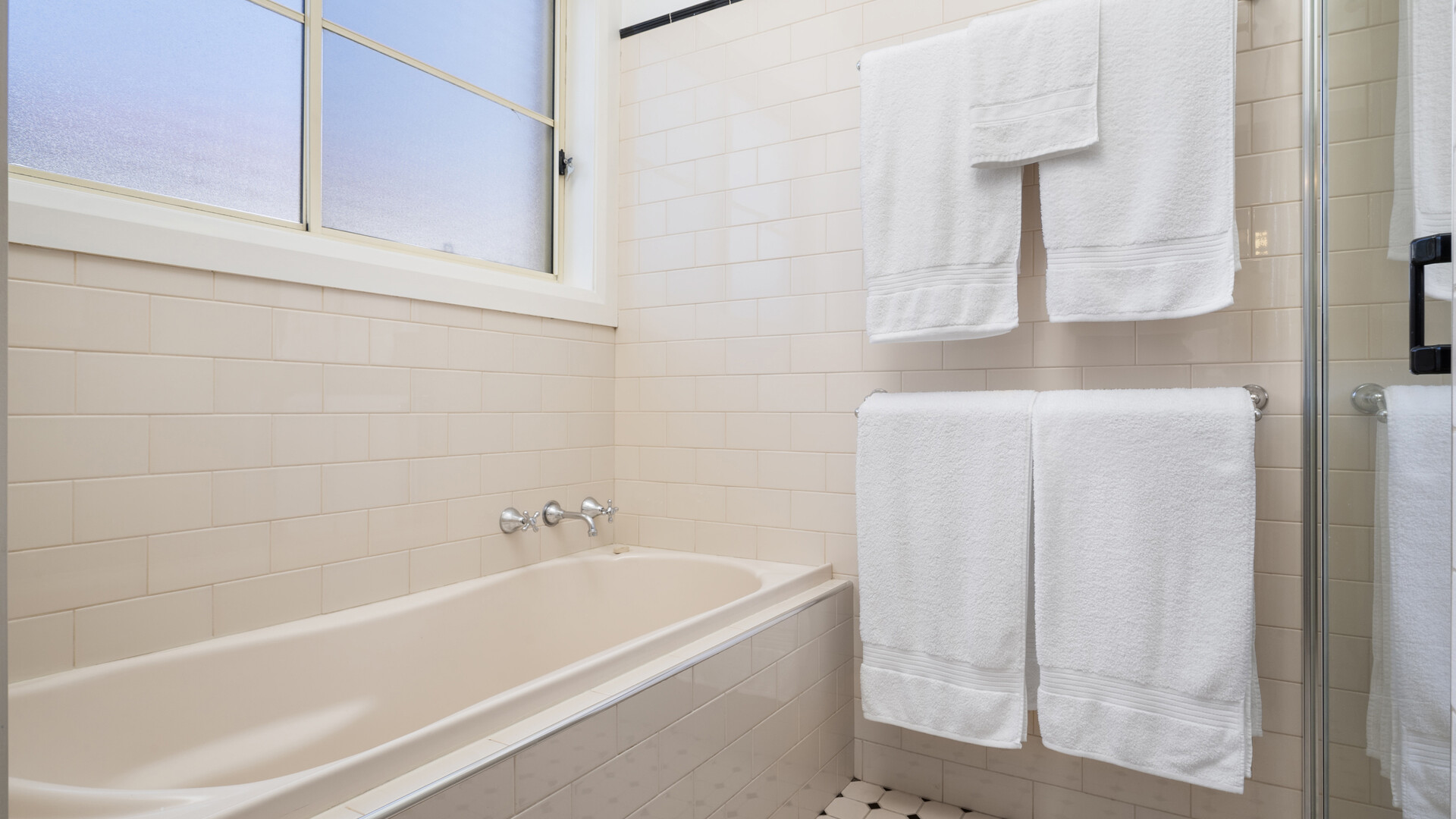 120 Edward Street, Orange NSW 2800 - photo 16