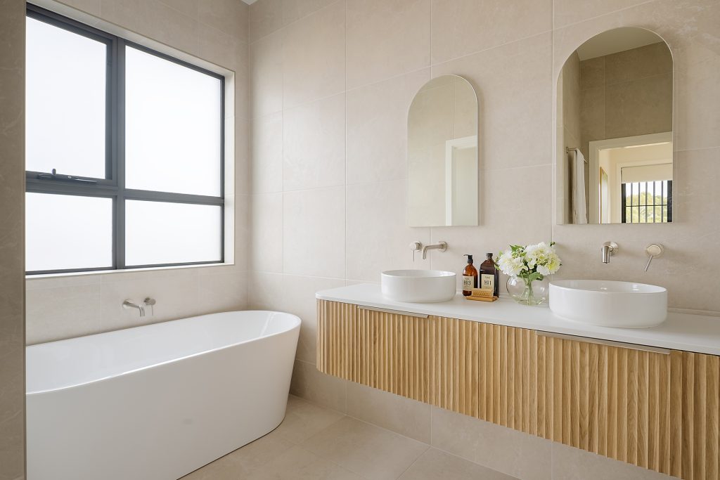 54 Centennial Crescent, Orange NSW 2800 - photo 12