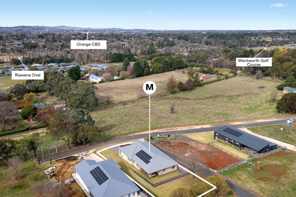 54 Centennial Crescent, Orange NSW 2800 - photo 18
