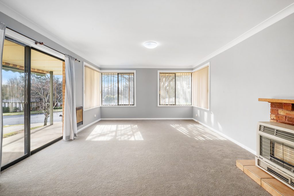 9 Terragong Street, Blayney NSW 2799 - photo 2