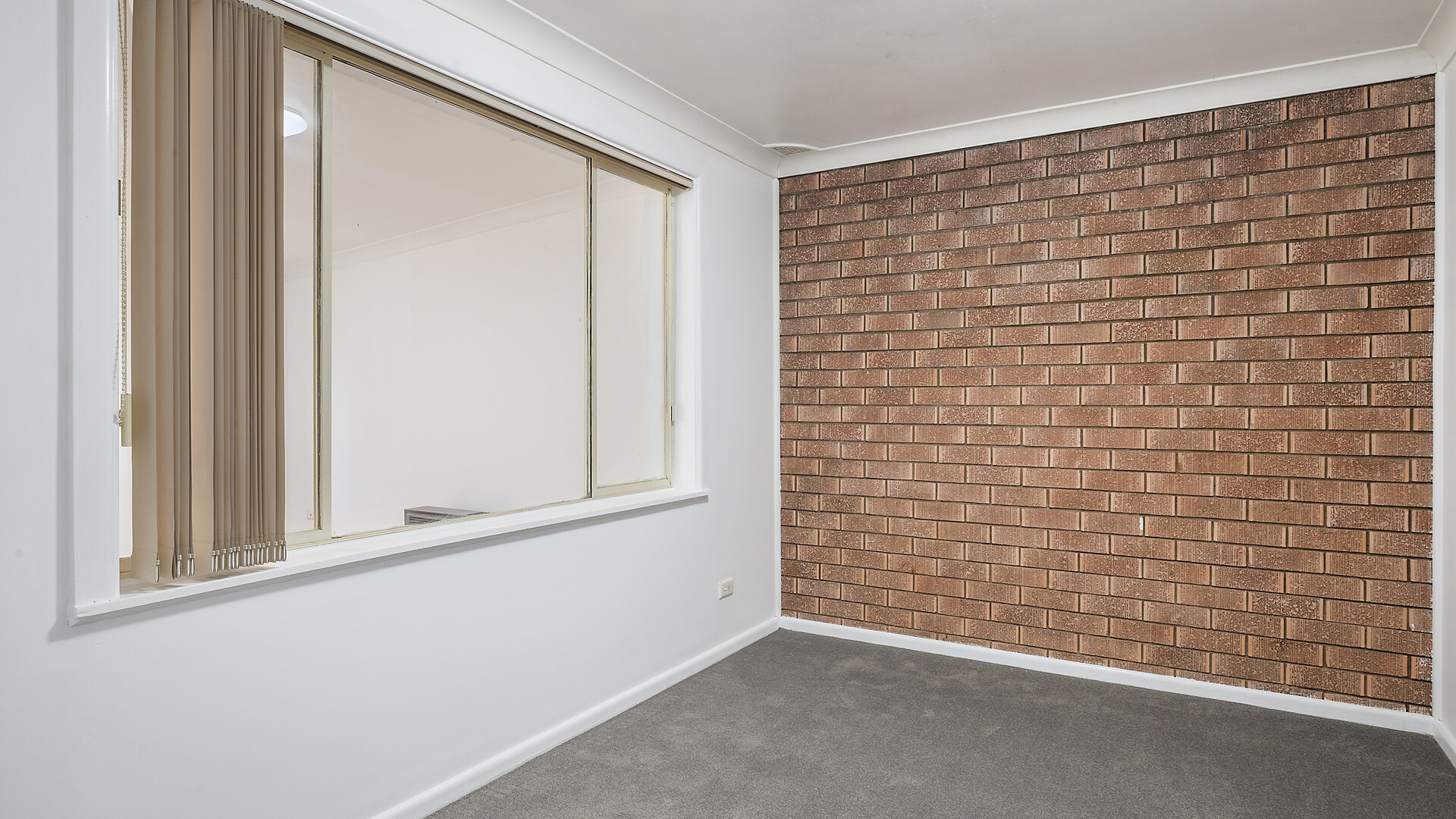 9 Terragong Street, Blayney NSW 2799 - photo 11